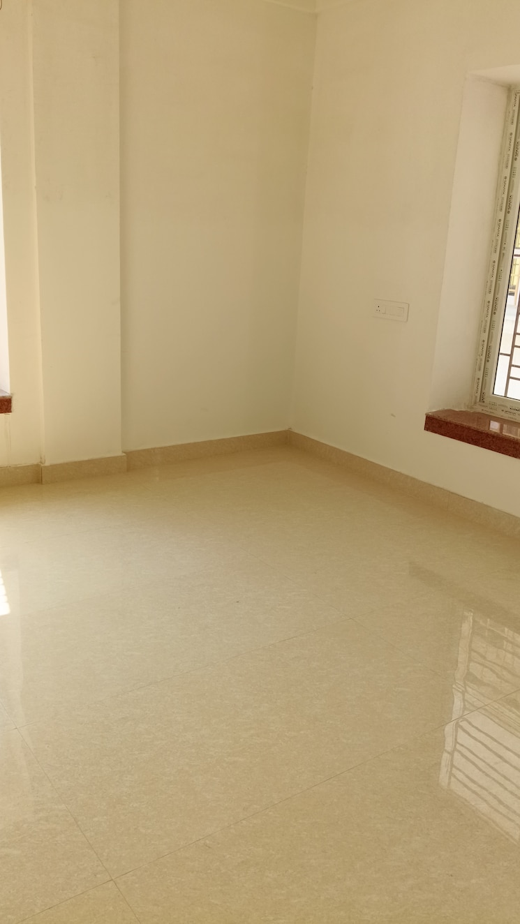 Room, natural-awas 2 Bedroom 1030 Sq.Ft. Apartment In Chinar Park Kolkata 9464350
