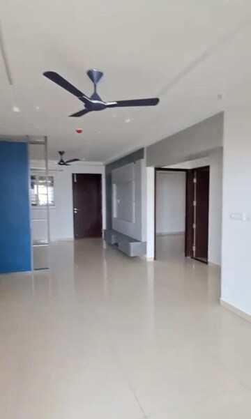 Living Room in 2.5 BHK Apartment at Marina Skies, Hi Tech City – for Rent