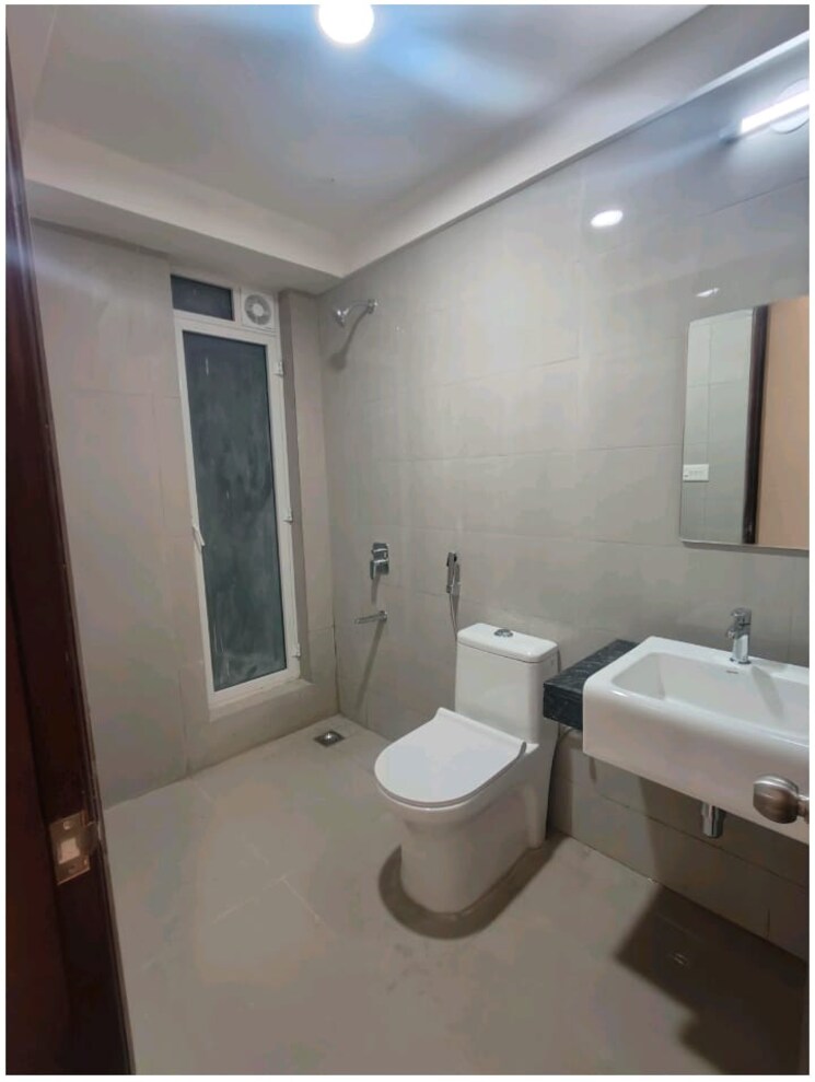 Bathroom, indiabulls-one-indiabulls 2 Bedroom 806 Sq.Ft. Apartment In Pokhran Road No Two Thane 9464389