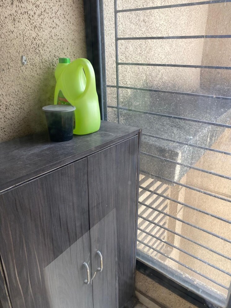 Bathroom, lalani-residency 2 Bedroom 650 Sq.Ft. Apartment In Kavesar Thane 9464404