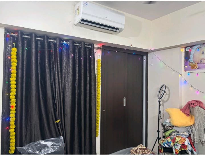 1 BHK + Pooja Room Apartment For Rent in Lodha Amara