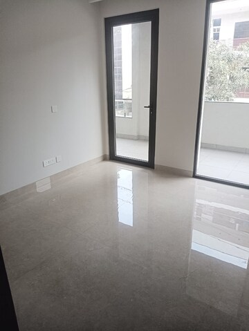 Room in 2 BHK Builder Floor at Vasant Vihar – for Rent