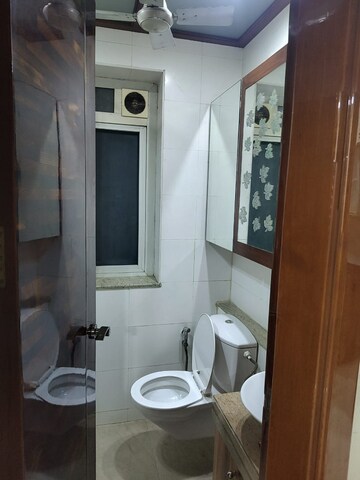 Bathroom in 2 BHK Apartment at Laxmi Narayan Residency, Vartak Nagar – for Rent