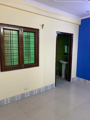 Room in 1 BHK Builder Floor at RWA Apartments Sector 47, Sector 47 – for Rent