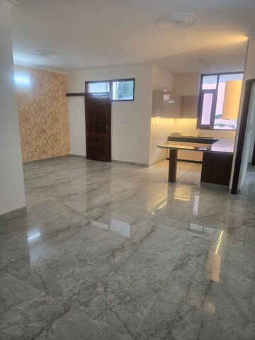 Room in 3 BHK Apartment at Sector 5 – for Sale