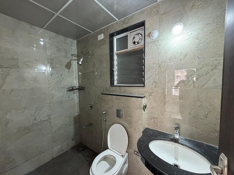 Bathroom, nyati-elysia 2 Bedroom 1173 Sq.Ft. Apartment In Kharadi Pune 9464530