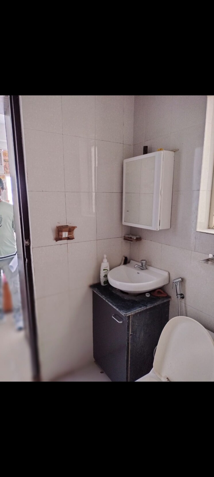 Bathroom, pyramid-urban-homes 2 Bedroom 625 Sq.Ft. Apartment In Sector 70a Gurgaon 9464562