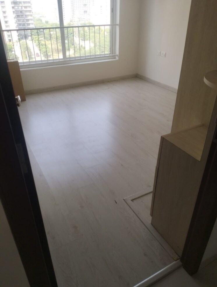 Balcony, shapoorji-pallonji-joyville-gurgaon 3 Bedroom 1852 Sq.Ft. Apartment In Sector 102 Gurgaon 9464582