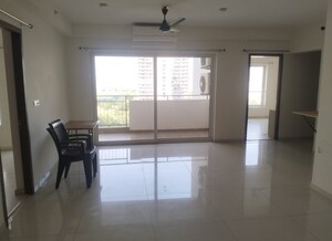 Room in 3 BHK Apartment at Shapoorji Pallonji Joyville Gurgaon, Sector 102 – for Rent
