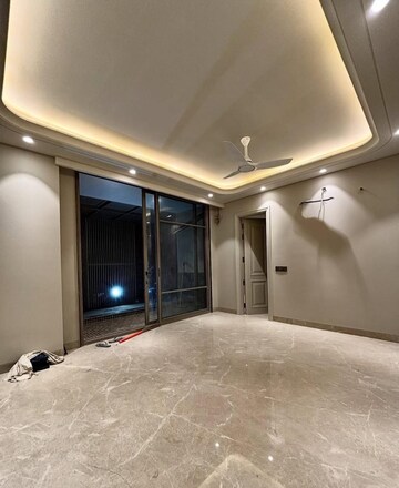 Room in 4 BHK Builder Floor at BP Homes, Sector 85 – for Sale