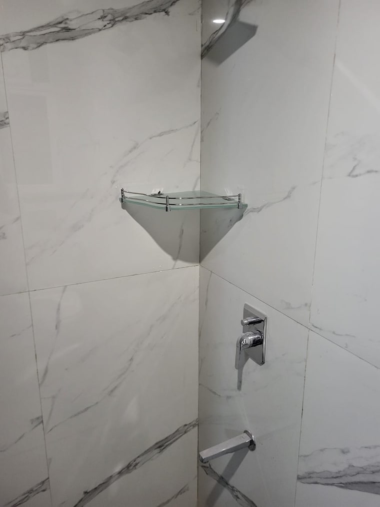 Bathroom, smart-world-gems 3 Bedroom 1423 Sq.Ft. Apartment In Sector 89 Gurgaon 9464541