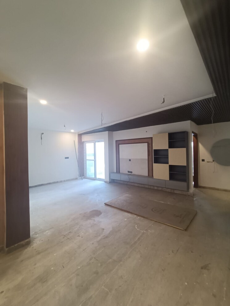 Room, sector 37 3 Bedroom 1800 Sq.Ft. Builder Floor In Sector 37 Faridabad 9464613