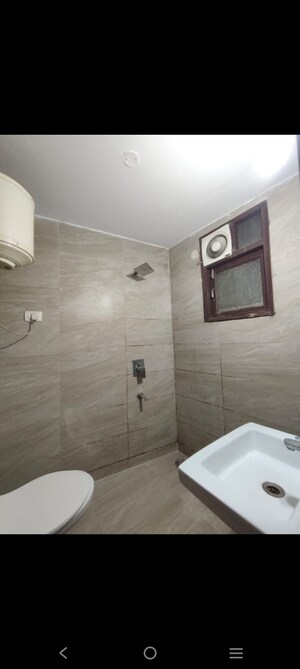 Bathroom in 1 BHK Builder Floor at Saket – for Rent