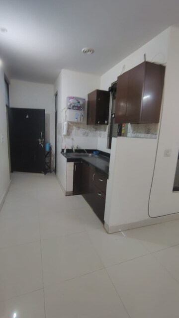 Team Area in 1 BHK Builder Floor at Dwarka Mor – for Rent