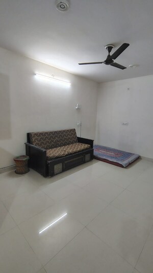 Living Room in 1 BHK Builder Floor at Dwarka Mor – for Rent