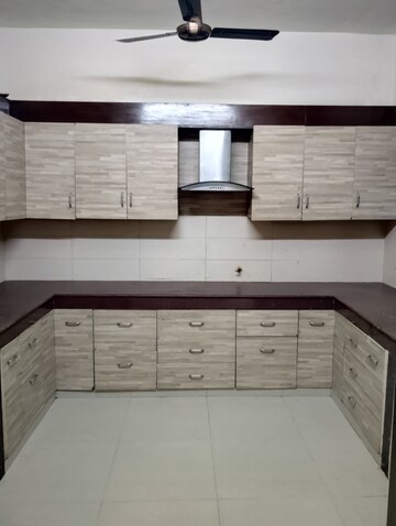 Kitchen in 2 BHK Independent House at Sector 16 – for Rent