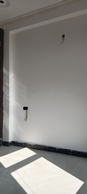 Room in 1 BHK Builder Floor at Saket – for Rent