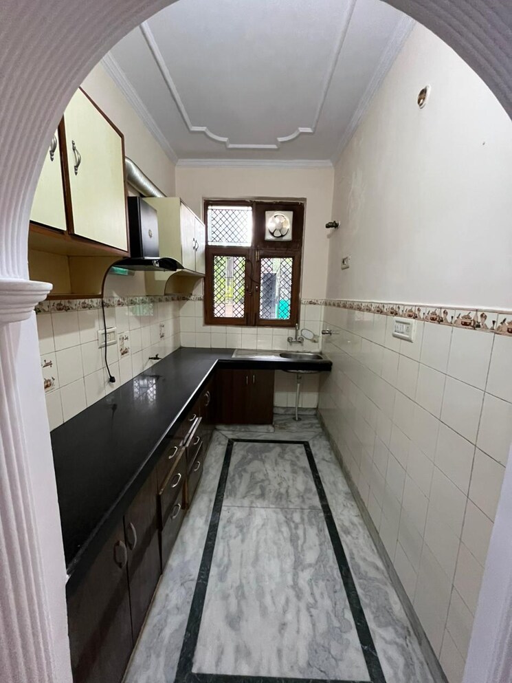Kitchen, palam vihar 2 Bedroom 1400 Sq.Ft. Builder Floor In Palam Vihar Gurgaon 9464630