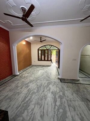 Bedroom in 2 BHK Builder Floor at Palam Vihar – for Rent