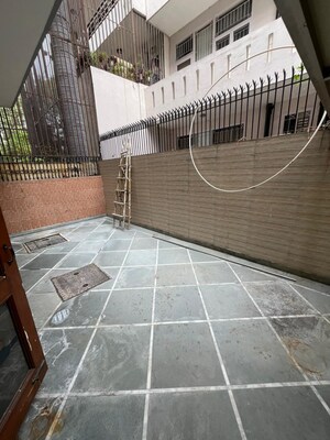 Balcony in 2 BHK Builder Floor at Palam Vihar – for Rent