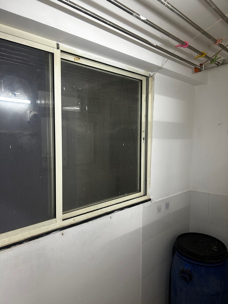 Balcony, om-shriniwas-venkatesh-classic 2 Bedroom 666 Sq.Ft. Apartment In Hadapsar Pune 9464629