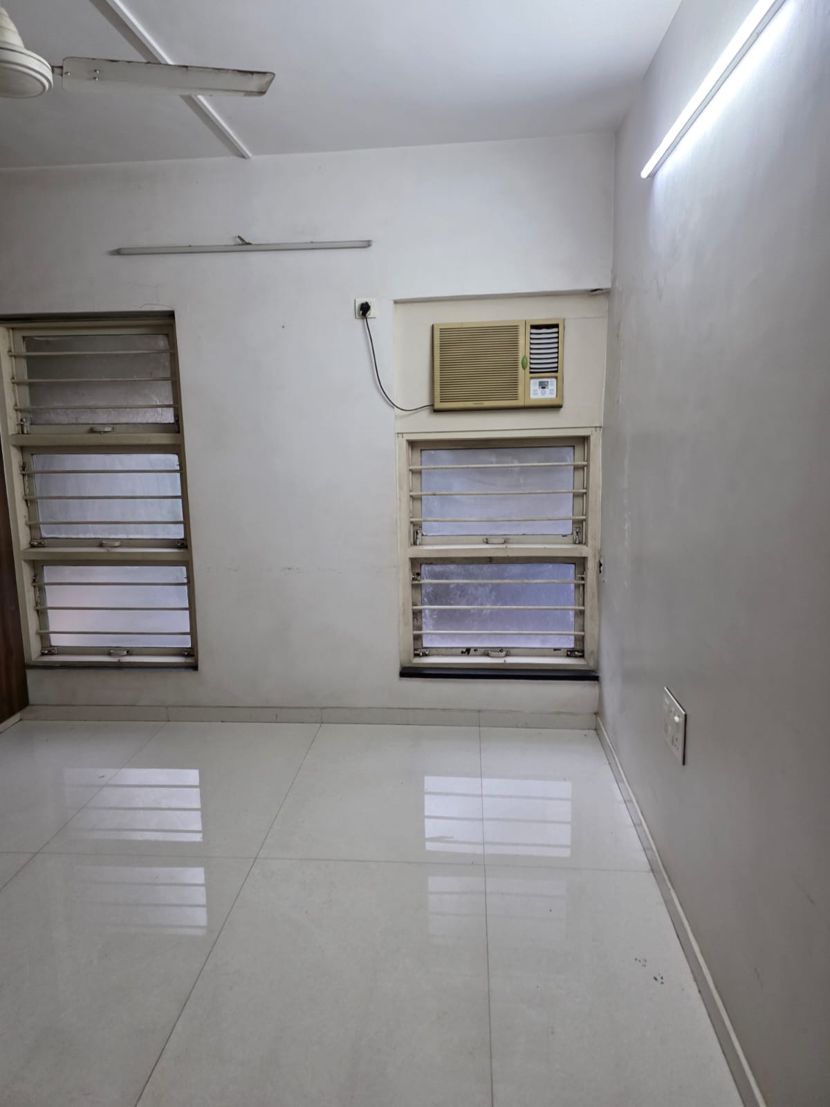 2 BHK Apartment For Rent in Samkeet CHS