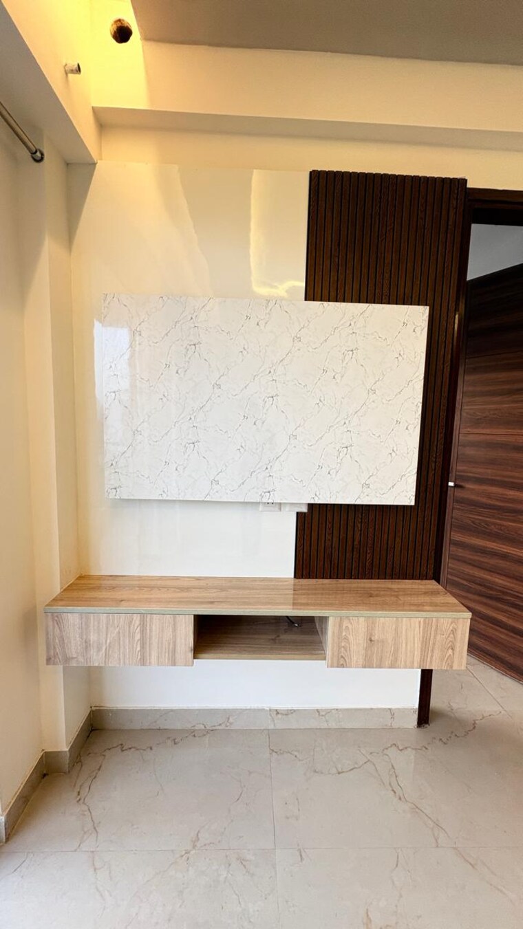 Bedroom, smart-world-gems 3 Bedroom 1423 Sq.Ft. Apartment In Sector 89 Gurgaon 9464642