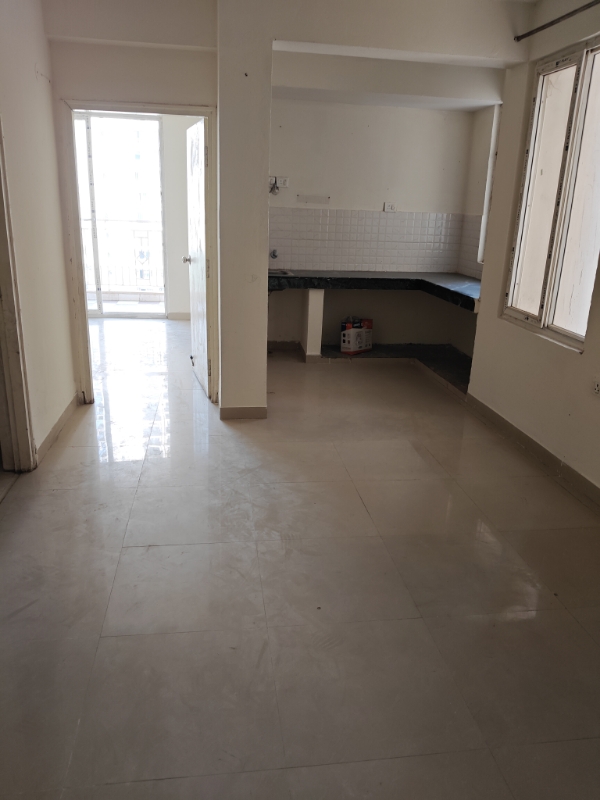2 BHK Apartment For Rent in Shree Vardhman Green Court