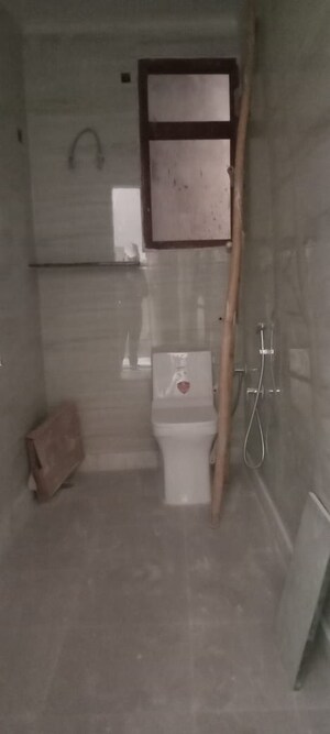 1 BHK Builder Floor For Rent in Saket