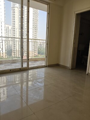 Room in 2 BHK Apartment at Shree Vardhman Green Court, Sector 90 – for Rent