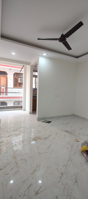 1 BHK Builder Floor For Rent in Chattarpur