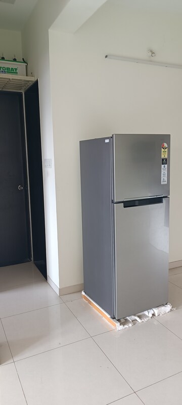 Room in 1 BHK Apartment at Kolte Patil Life Republic, Hinjewadi – for Rent