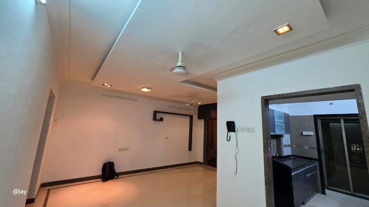 Room, regency-towers 2 Bedroom 1500 Sq.Ft. Apartment In Kavesar Thane 9464728