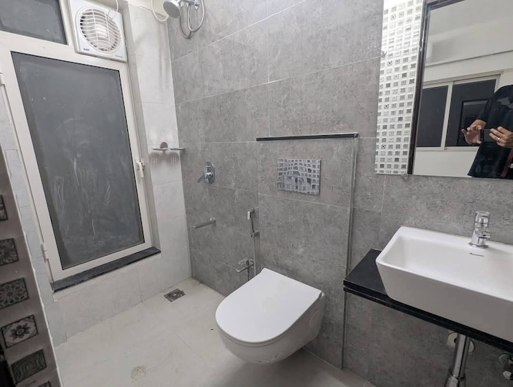 Bathroom, omkar-signet 2 Bedroom 603 Sq.Ft. Apartment In Malad East Mumbai 9464755