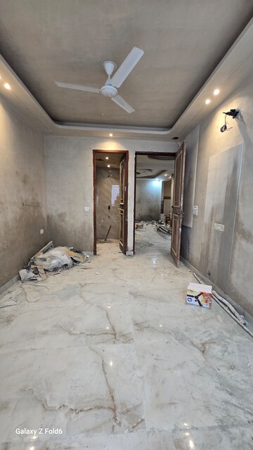 Furnished Amenities in 2 BHK Builder Floor at Chattarpur – for Rent