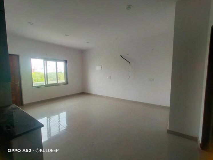 Room, wave-city 4 Bedroom 125 Sq.Yd. Independent House In Wave City Ghaziabad 9464769