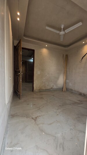 Furnished Amenities in 1 BHK Builder Floor at Chattarpur – for Rent