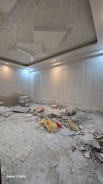 Bathroom in 1 BHK Builder Floor at Chattarpur – for Rent