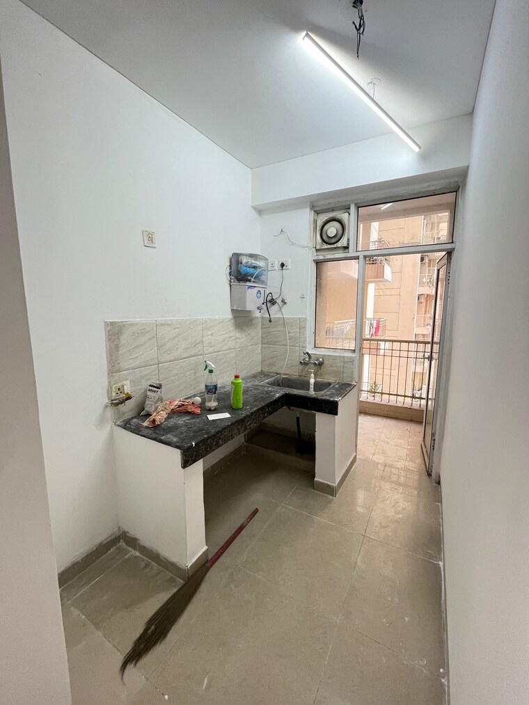 Kitchen, ajnara-homes 2 Bedroom 1060 Sq.Ft. Apartment In Sector 16b Greater Noida Greater Noida 9464804