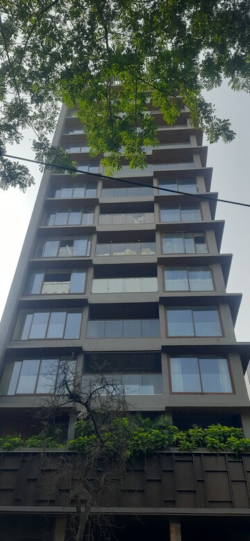 4 BHK Apartment For Rent in Khar West