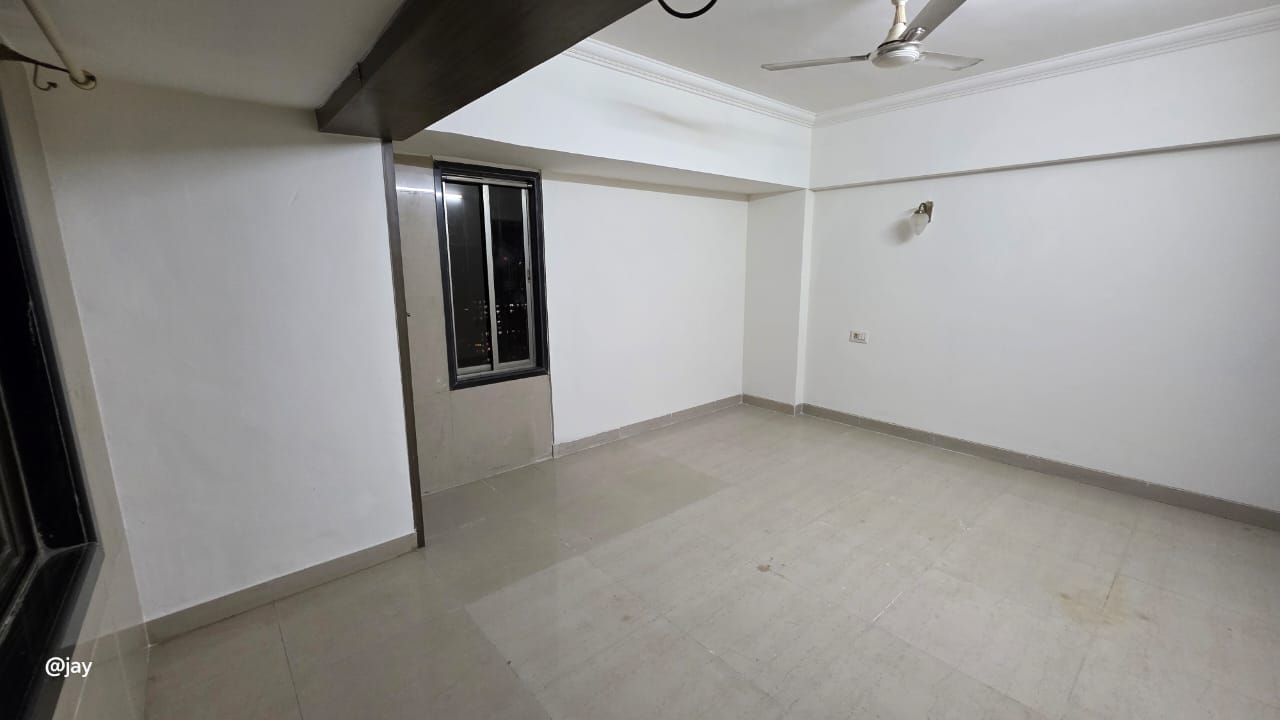 2 BHK 1500 Sq.Ft. Apartment in Regency Towers