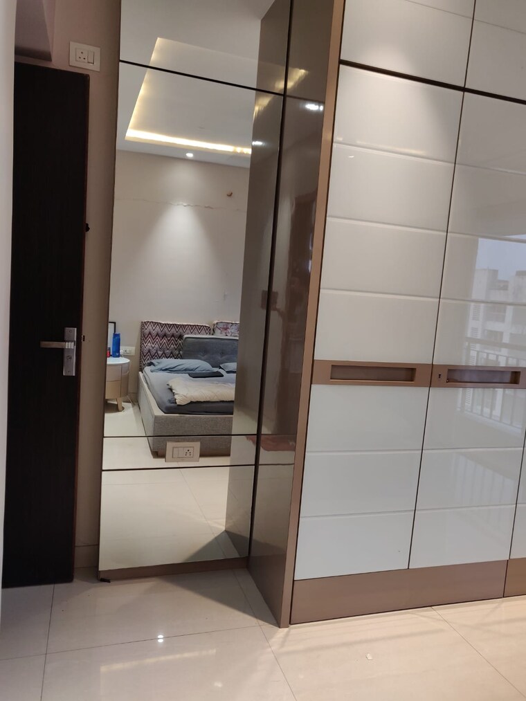 Master Bedroom, regency-heights 3 Bedroom 1200 Sq.Ft. Apartment In Ghodbunder Road Thane 9464875