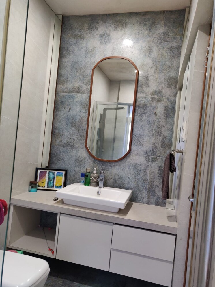 Bathroom, regency-heights 3 Bedroom 1200 Sq.Ft. Apartment In Ghodbunder Road Thane 9464875