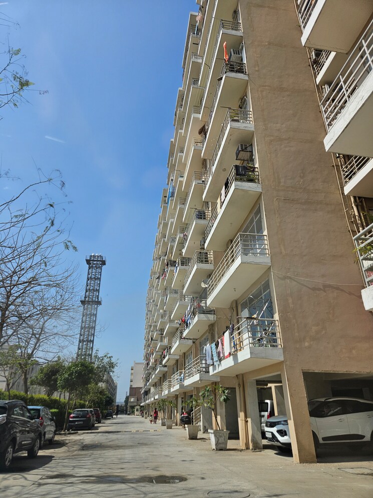 Exterior View, breez-global-heights 2 Bedroom 610 Sq.Ft. Apartment In Sohna Sector 33 Gurgaon 9464916