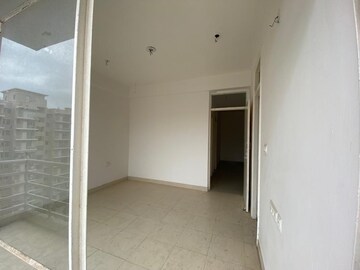 Room in 2 BHK Apartment at Breez Global Heights, Sohna Sector 33 – for Sale