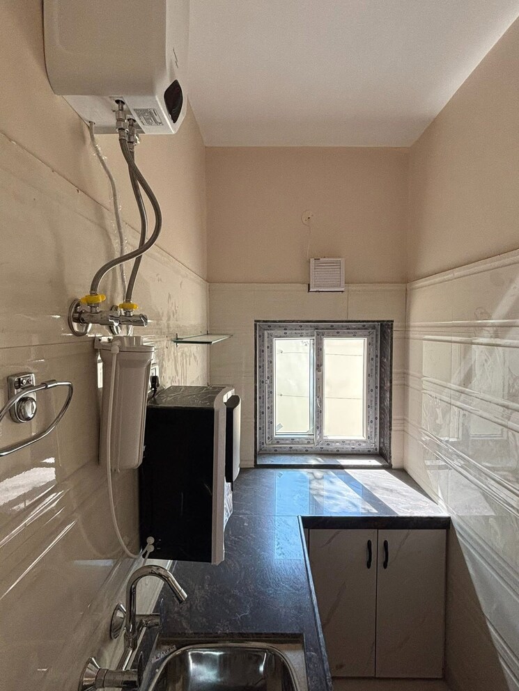 Kitchen, rajpur khurd extension 2 Bedroom 725 Sq.Ft. Builder Floor In Rajpur Khurd Extension Delhi 9464921