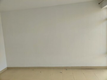 Room in 1 BHK Apartment at Breez Global Heights, Sohna Sector 33 – for Sale