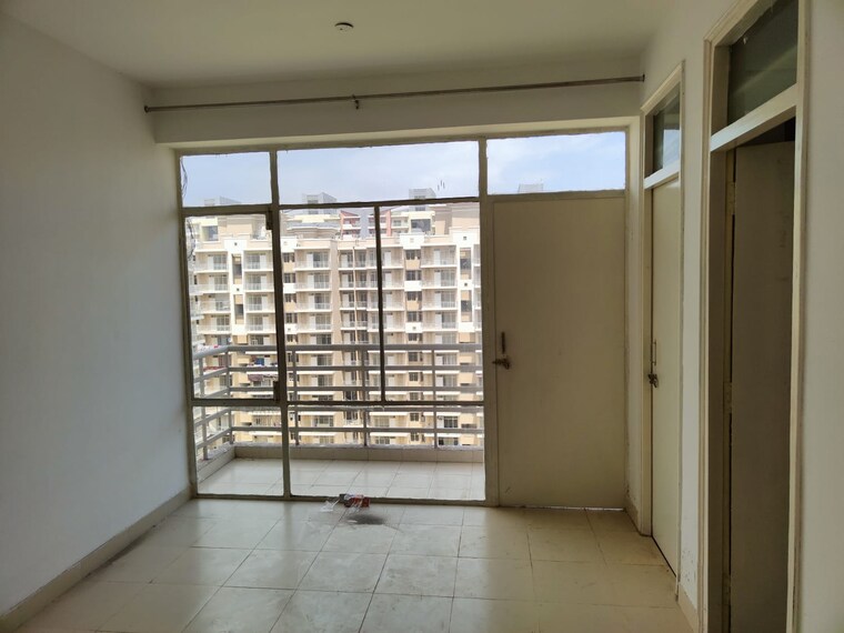 Room, breez-global-heights 1 Bedroom 363 Sq.Ft. Apartment In Sohna Sector 33 Gurgaon 9464939