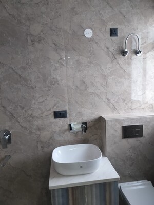 Bathroom in 2.5 BHK Builder Floor at Sector 57 – for Rent