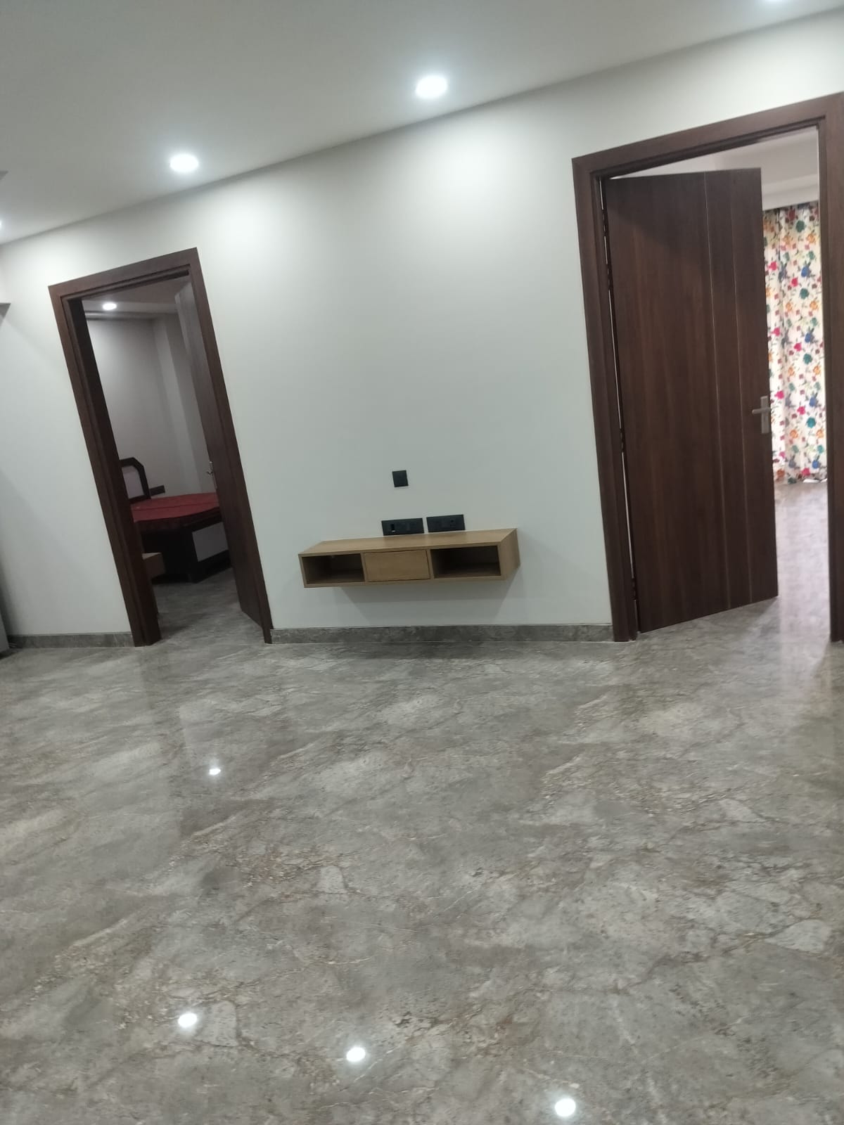2.5 BHK + Servant Room Builder Floor For Rent in Sector 57